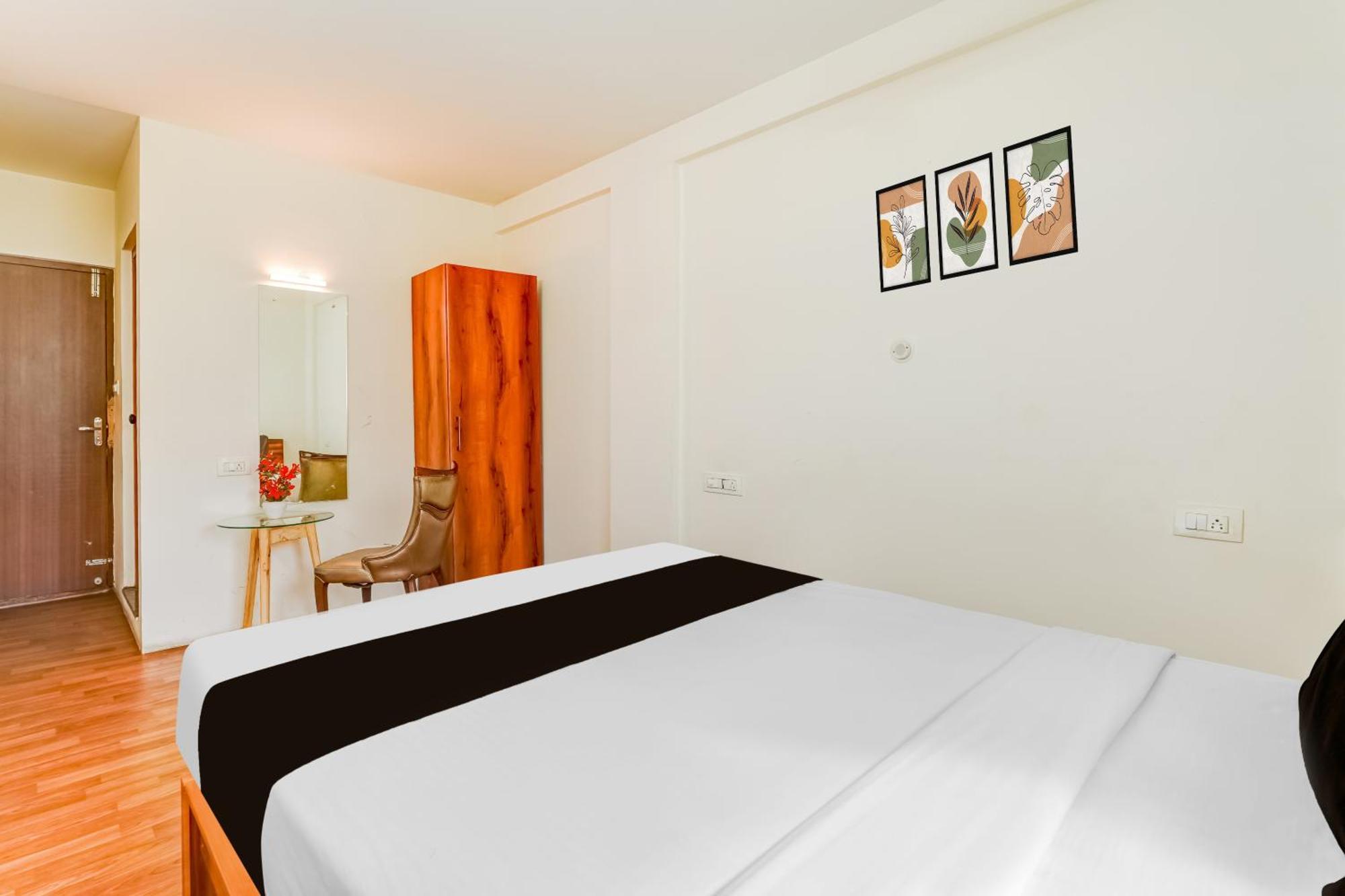 Super Collection O Bannergatta Road Near Decathlon Hotel Bangalore Exterior photo
